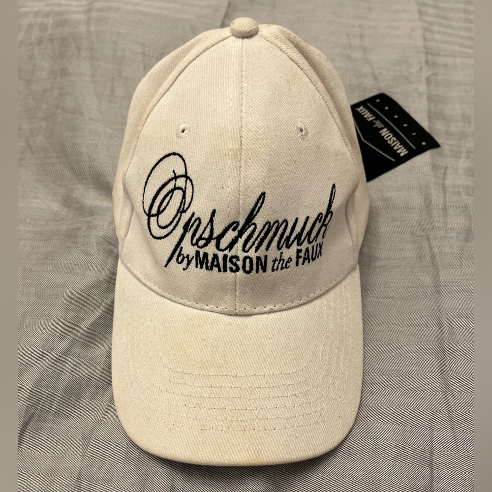 Maison the Faux Opschmuck used white baseball cap